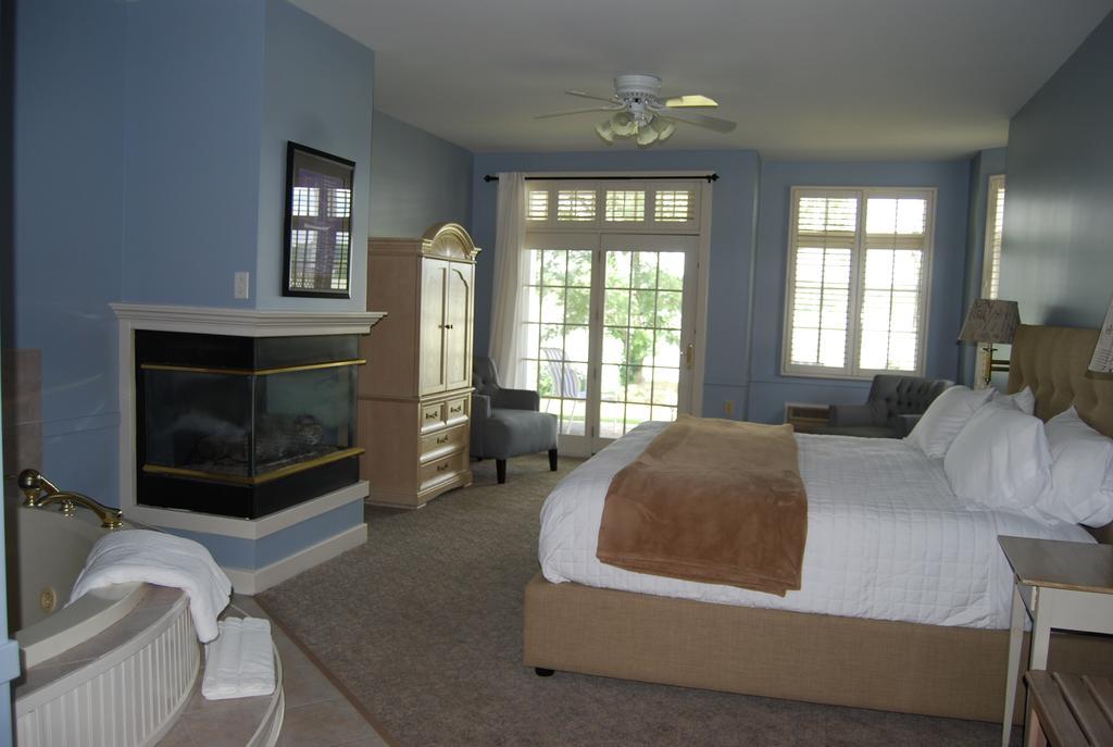 The French Country Inn Lake Geneva Εξωτερικό φωτογραφία