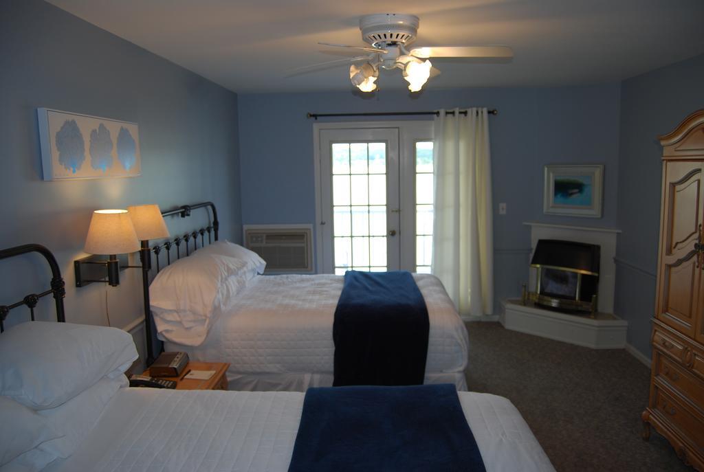 The French Country Inn Lake Geneva Εξωτερικό φωτογραφία